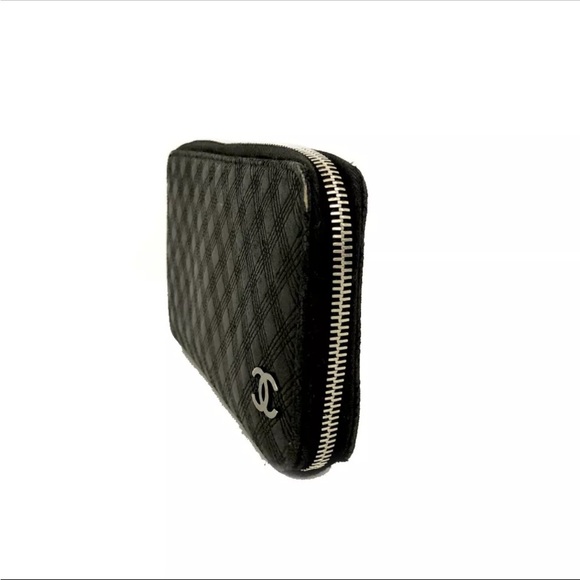 Authentic Chanel Black Quilted zippy wallet - Picture 10 of 10
